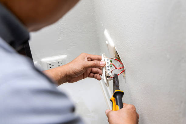 Best Circuit Breaker Repair  in Farley, KY